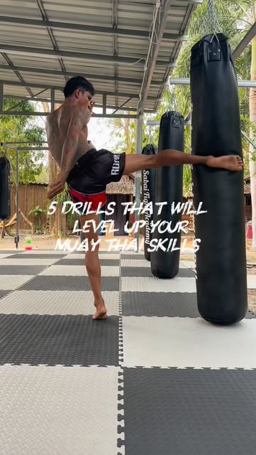 Muay Thai training at Sabai Retreat